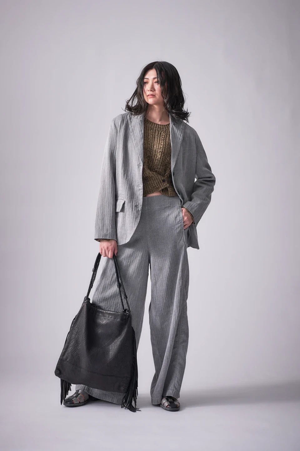 LOOKBOOK IMAGE #2 (1/7)