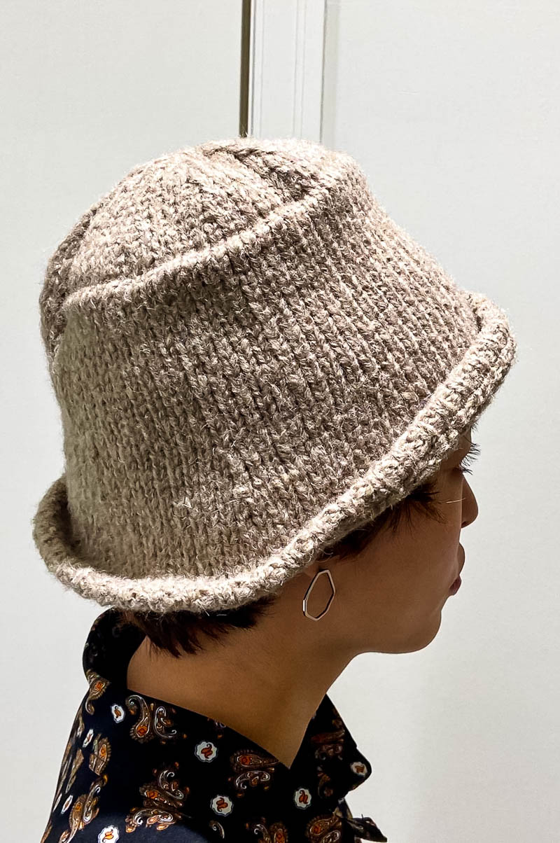 Knit bucket hat gigot