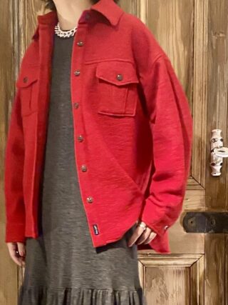 Wool jacket with pockets